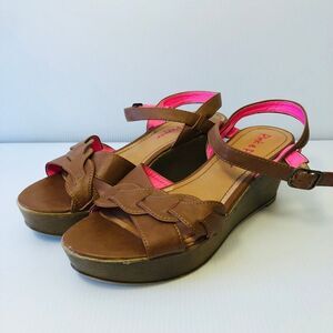 Pink and Pepper Cindy Sandals Cork Wedges Color Taupe Size 8